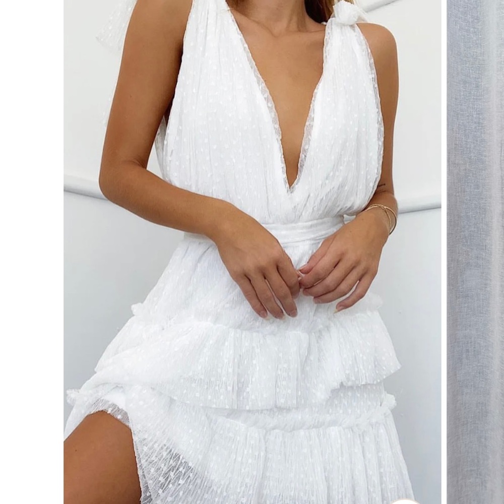 Selling this super cute mini white dress, ONLY WORN ONCE!!!